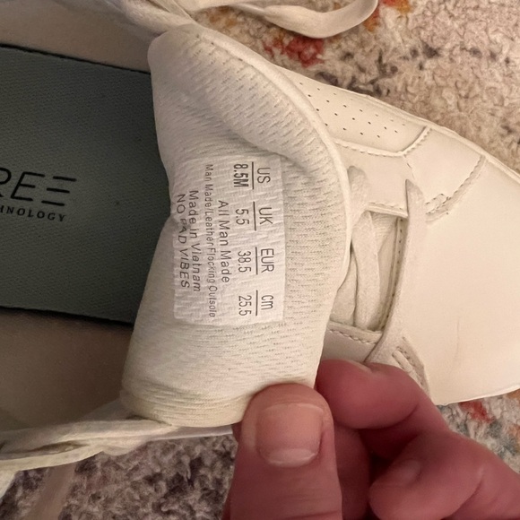 Dr. Scholl's White Sneakers - Picture 5 of 5